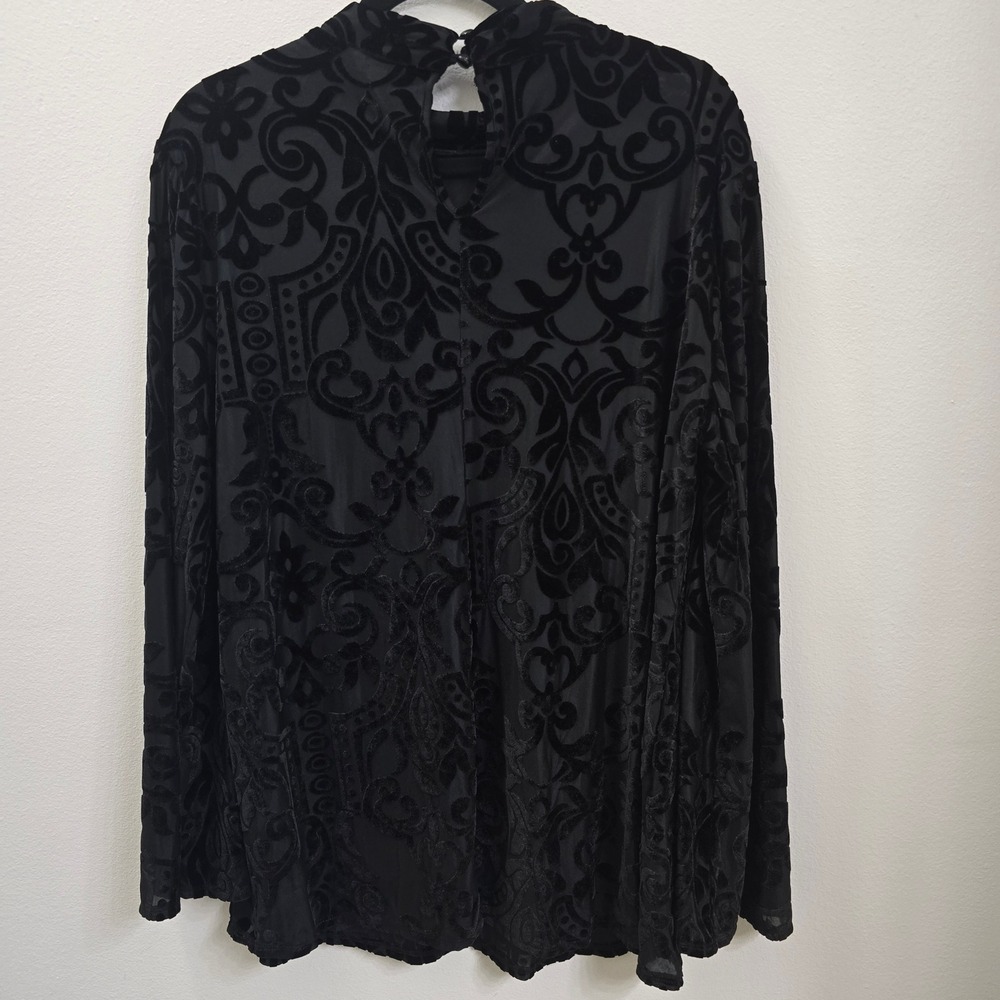 Cato‎ Black Burnout Velvet Damask Mock Neck Blouse Top Womens 14/16W Plus Size - Picture 3 of 8